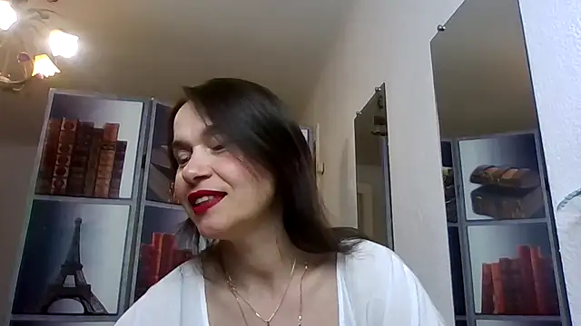 Selena Moo online show from 04/29/26, 12:20