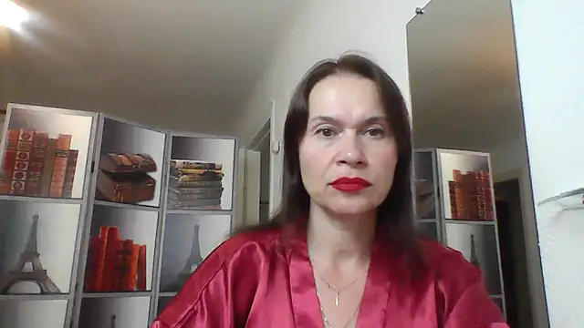 Snapshot of Selena_Moo chatting on 06/25/26, 03:17 Selena Moo online show from 06/25/26, 03:17