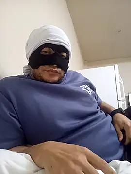 Snapshot of trkk9715 chatting on 03/21/26, 08:13 trkk9715 online show from 03/21/26, 08:13