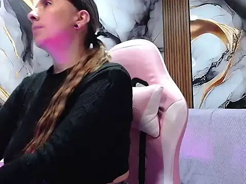 HELLEN MARK online show from 04/06/26, 11:33