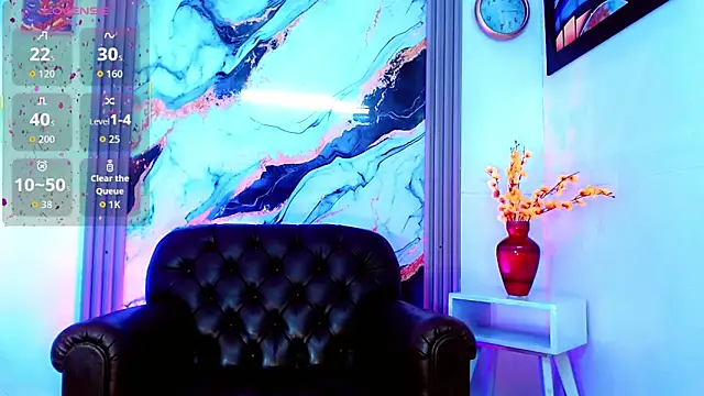 Snapshot of Mia_Colucci- chatting on 04/10/26, 11:06 Mia Colucci- online show from 04/10/26, 11:06