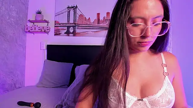 SofiaLujan  online show from 04/21/26, 01:42