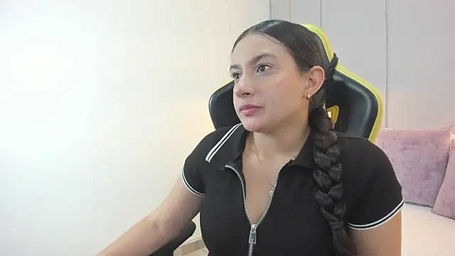 kira relish online show from 04/13/26, 11:14