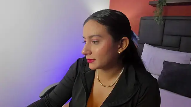 kira relish online show from 03/26/26, 01:09