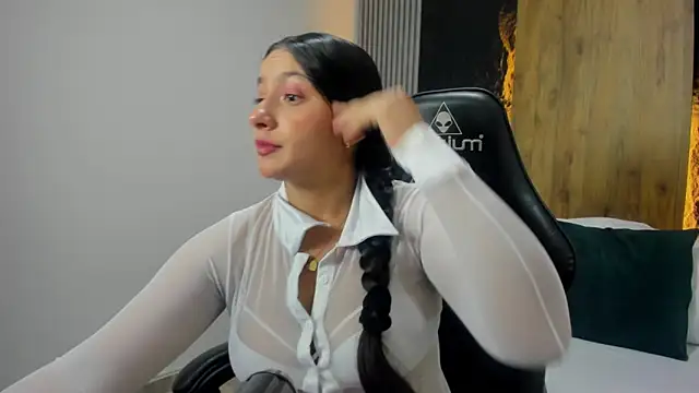 kira relish online show from 04/08/26, 11:22