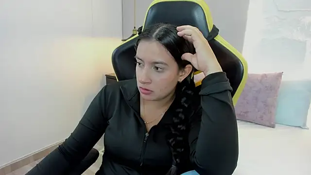 kira relish online show from 04/14/26, 11:15