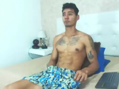 Dominic Blaze online show from 04/08/26, 06:53