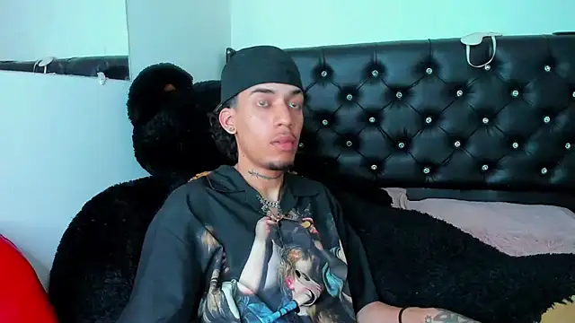 Ryder-Stone online show from 03/28/26, 06:42