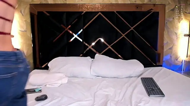 CamilaGil 1 online show from 04/06/26, 11:28