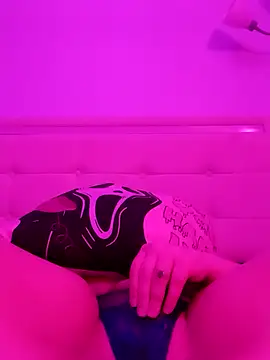 likiaaaaa online show from 04/06/26, 09:16