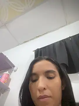 Snapshot of Blowjob-Queen_ chatting on 06/11/26, 03:25 Blowjob-Queen online show from 06/11/26, 03:25