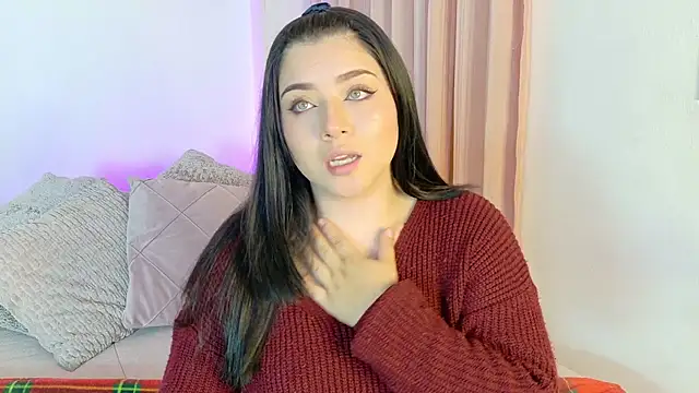 Snapshot of CamilaRougee chatting on 04/07/26, 02:52 CamilaRougee online show from 04/07/26, 02:52