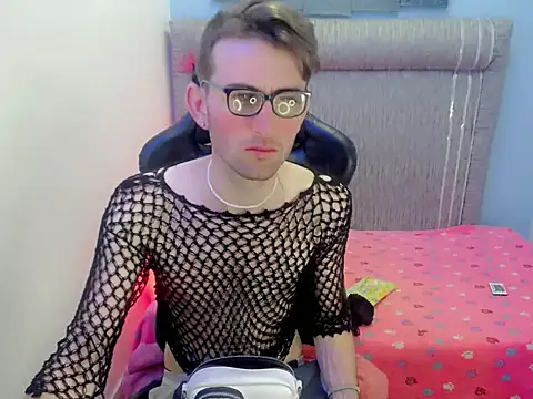 Snapshot of Dani_high chatting on 04/13/26, 12:09 Dani high online show from 04/13/26, 12:09