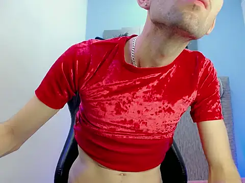 Snapshot of Dani_high chatting on 04/04/26, 12:12 Dani high online show from 04/04/26, 12:12