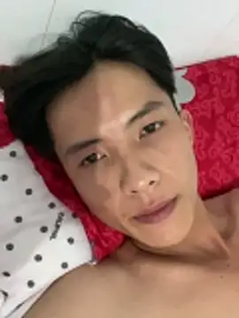 Nguyencuong1999 online show from 04/02/26, 10:22