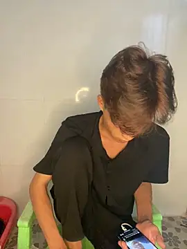 Nguyencuong1999 online show from 05/20/26, 03:25