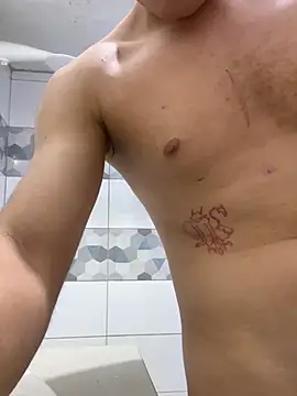 Snapshot of Piero_1369 chatting on 04/10/26, 04:30 Piero 1369 online show from 04/10/26, 04:30