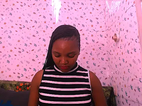 Snapshot of ebonysativa chatting on 04/10/26, 04:41 ebonysativa online show from 04/10/26, 04:41