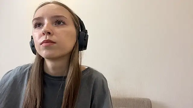 TanjaBrounson online show from 03/22/26, 03:21