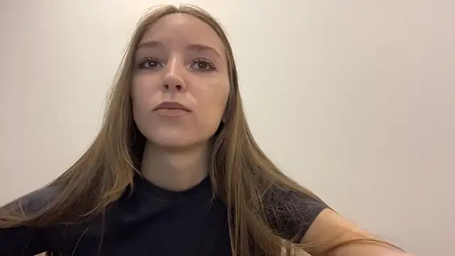 TanjaBrounson online show from 04/04/26, 01:28