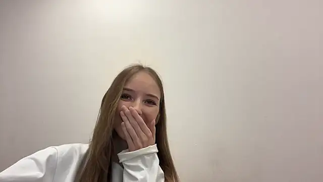 TanjaBrounson online show from 04/15/26, 03:27