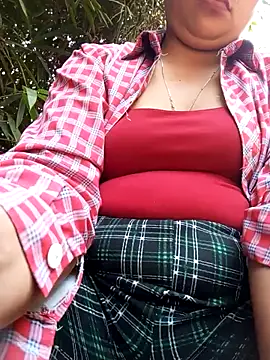 Hena   online show from 04/14/26, 04:39