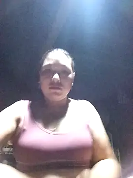 Hena   online show from 04/05/26, 12:01