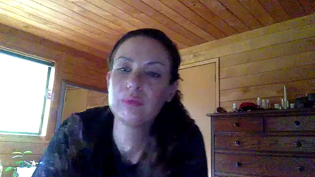 Snapshot of HANA478 chatting on 04/13/26, 03:54 HANA478 online show from 04/13/26, 03:54