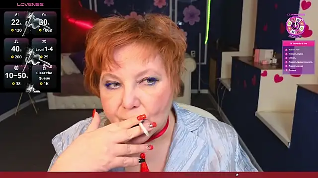 Snapshot of Kira_Kingsley chatting on 03/21/26, 04:00 Kira Kingsley online show from 03/21/26, 04:00