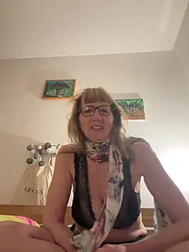 MatureKim online show from 03/22/26, 10:00