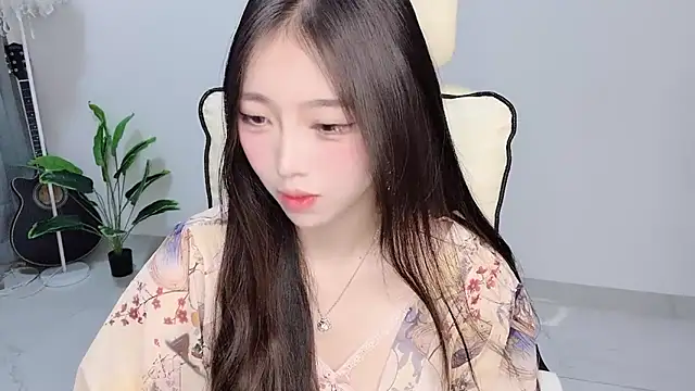 Yukiy8877 online show from 04/05/26, 10:33