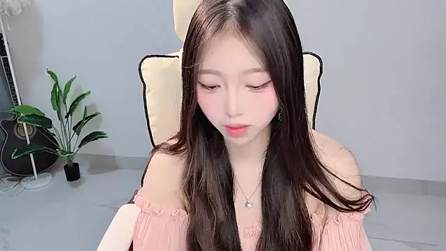 Yukiy8877 online show from 04/05/26, 10:38