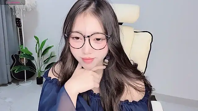 Yukiy8877 online show from 03/24/26, 09:59