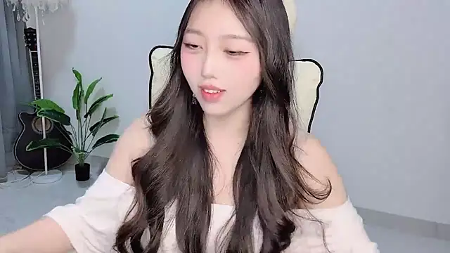 Yukiy8877 online show from 03/31/26, 11:18