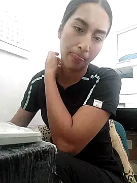 Sexy sara outdoorss online show from 04/10/26, 04:03