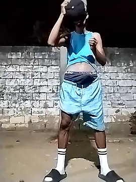 spittermasterpig1 online show from 04/03/26, 03:57