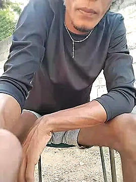 spittermasterpig1 online show from 04/13/26, 01:15