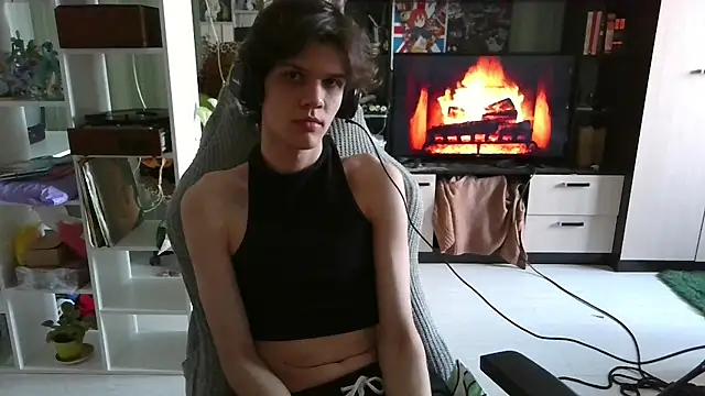 Lucius Mo online show from 04/03/26, 01:50