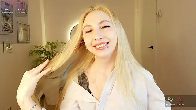 Snapshot of SugarLeash chatting on 04/03/26, 02:18 SugarLeash online show from 04/03/26, 02:18