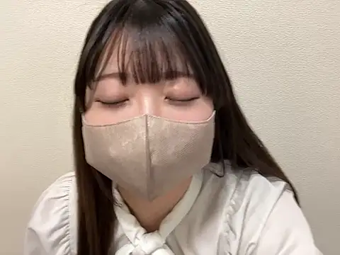 y-u-r-a-33 online show from 03/21/26, 06:47