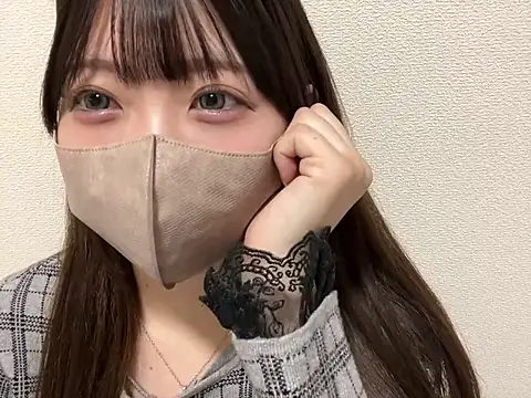 y-u-r-a-33 online show from 03/23/26, 03:06