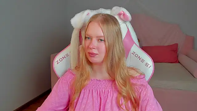 Snapshot of BellaVenatrix chatting on 04/02/26, 08:32 BellaVenatrix online show from 04/02/26, 08:32