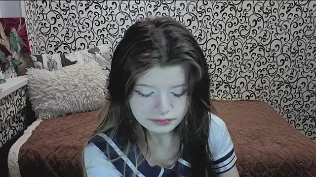 Snapshot of Eva_Ange chatting on 06/11/26, 05:10 Eva Ange online show from 06/11/26, 05:10