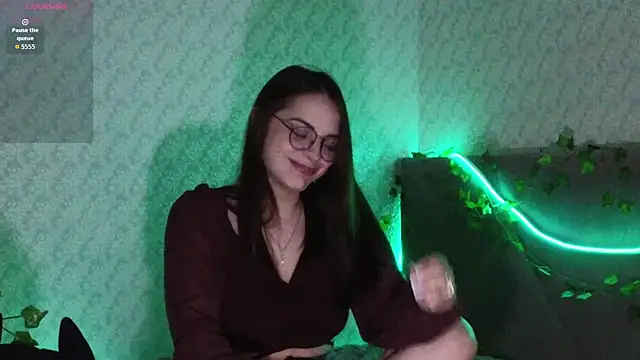 dark honey  online show from 03/24/26, 02:06