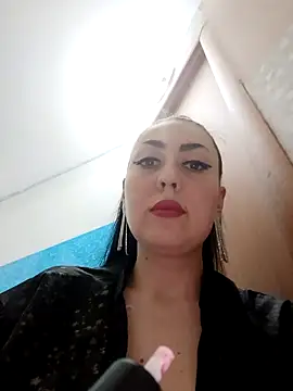 regina6125 online show from 04/07/26, 04:42