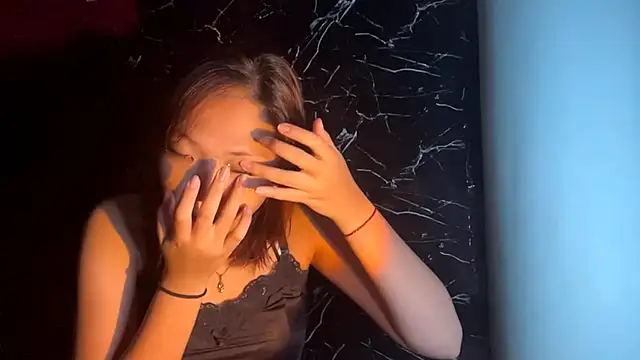 Snapshot of urhottie_lottie chatting on 03/26/26, 02:37 urhottie lottie online show from 03/26/26, 02:37