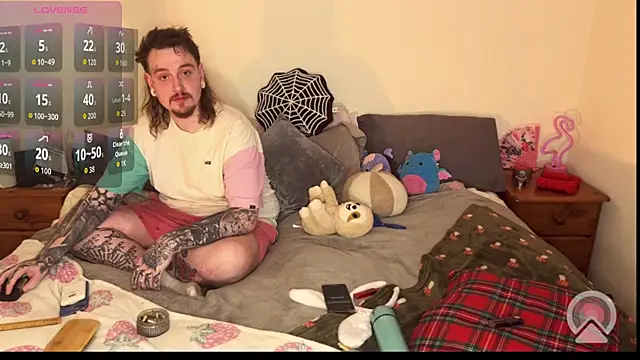 Snapshot of notyourneurotypical chatting on 03/24/26, 11:16 notyourneurotypical online show from 03/24/26, 11:16