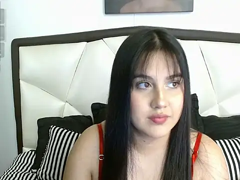 Sofiia Vega  online show from 05/04/26, 08:22