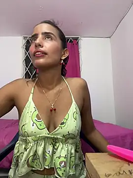 katalina52 online show from 04/06/26, 12:39