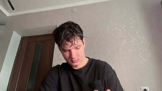 Snapshot of tomasdickpick chatting on 07/07/26, 08:07 tomasdickpick online show from 07/07/26, 08:07